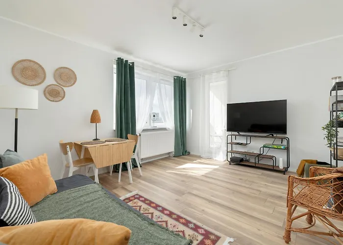 Tysiaclecia Studio Apartament Z Balkonem I Darmowym Parkingiem By Noclegi Renters