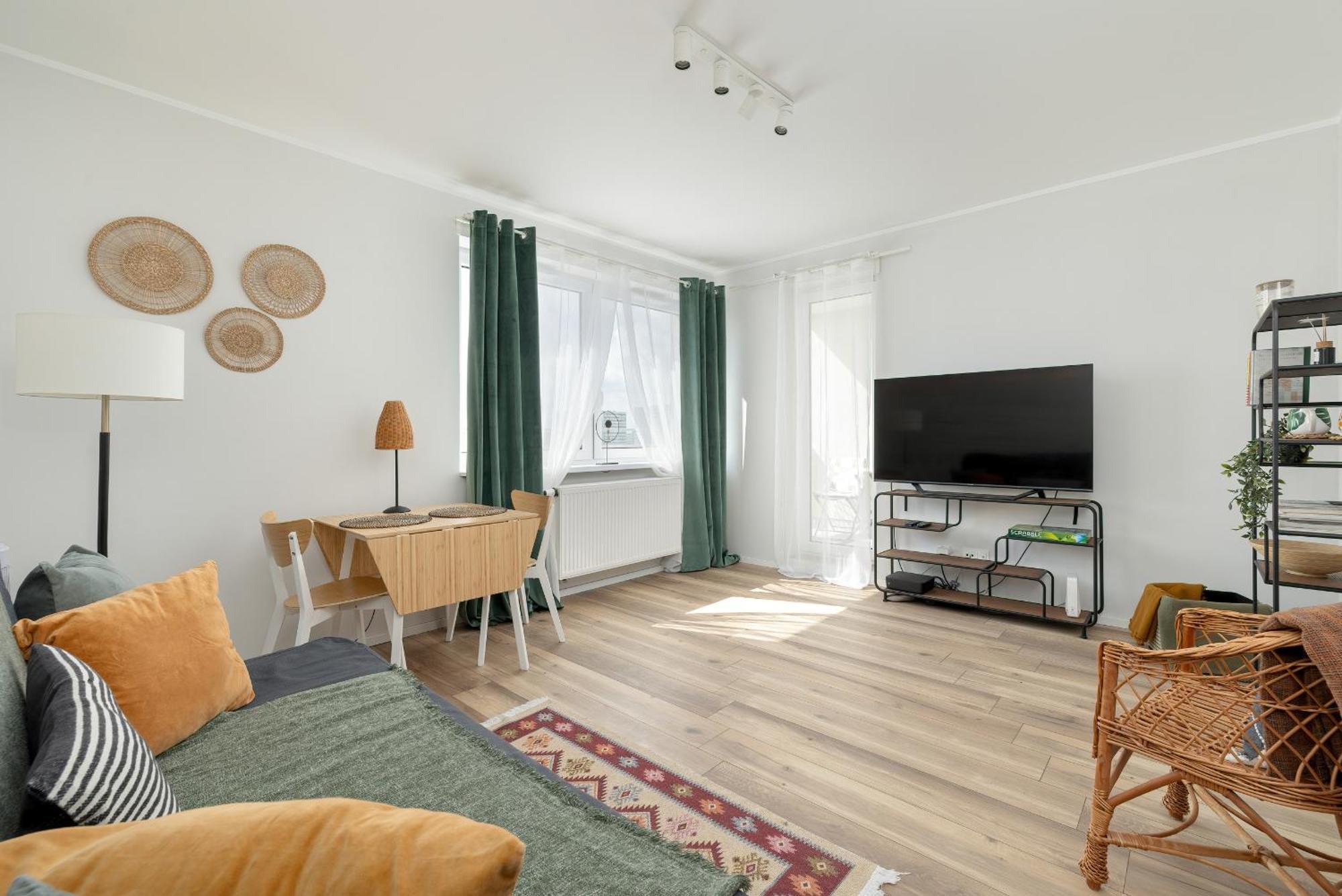 Tysiaclecia Z Balkonem I Darmowym Parkingiem By Renters * Katovice